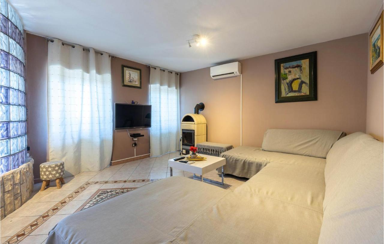 Beautiful In Kostrena Sveta Lucij With 2 Bedrooms And Wifi *